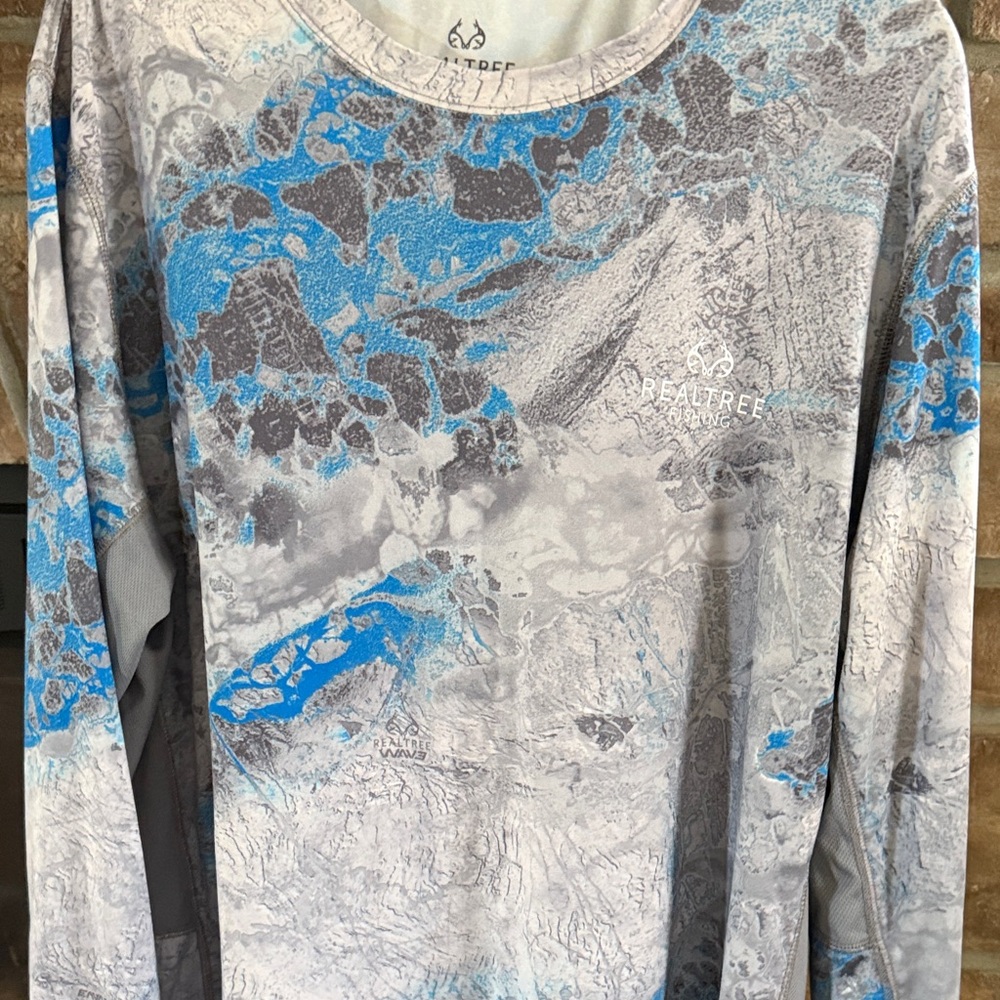 Realtree Men's Long Sleeve Blue Gray Camo Tee